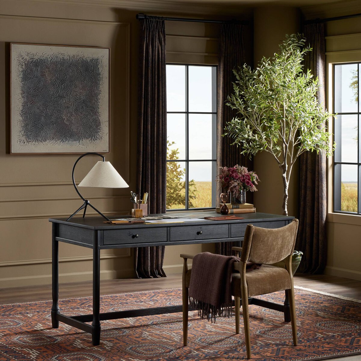 Bari Desk