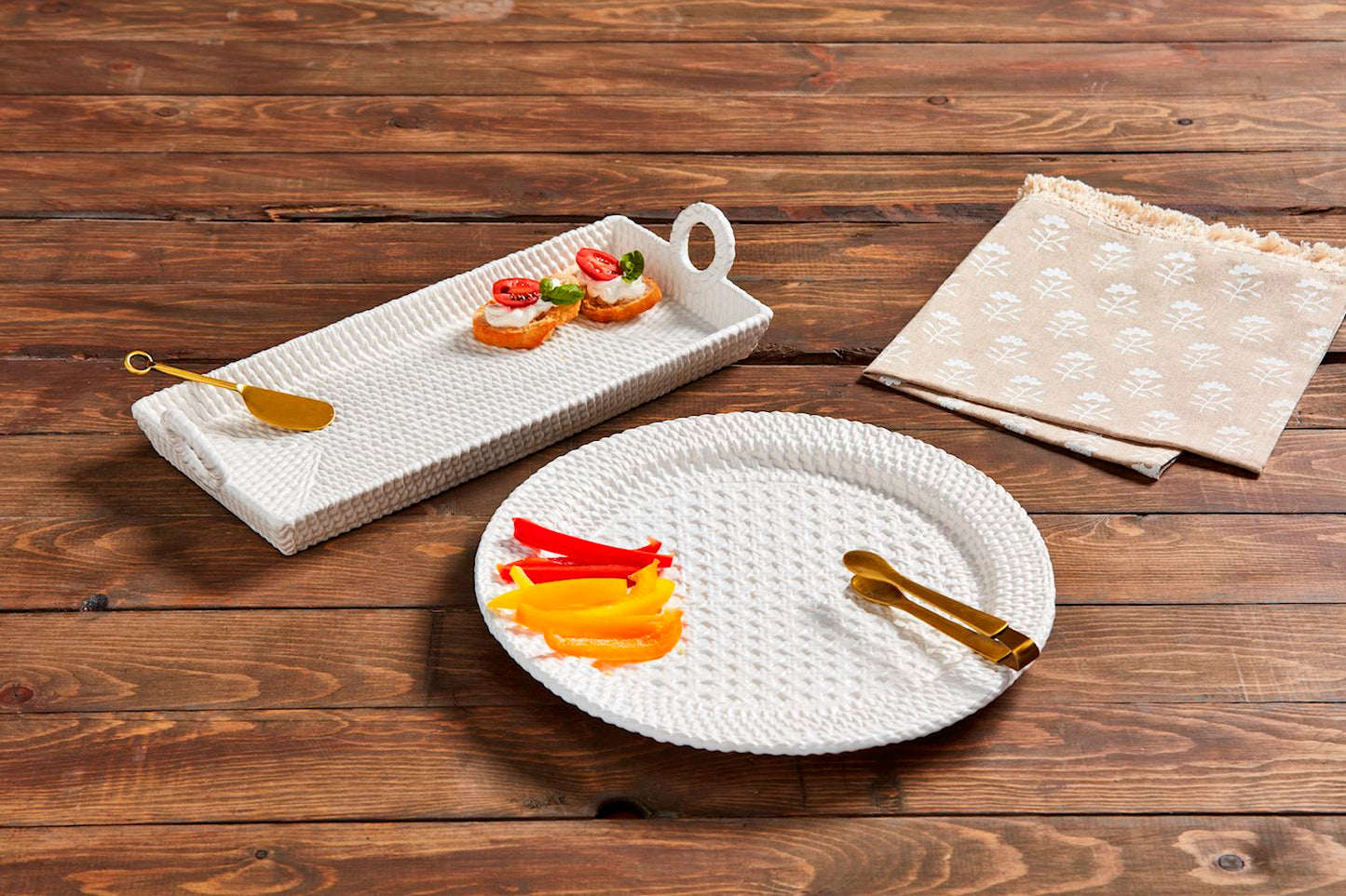 Woven Stoneware Platter Set