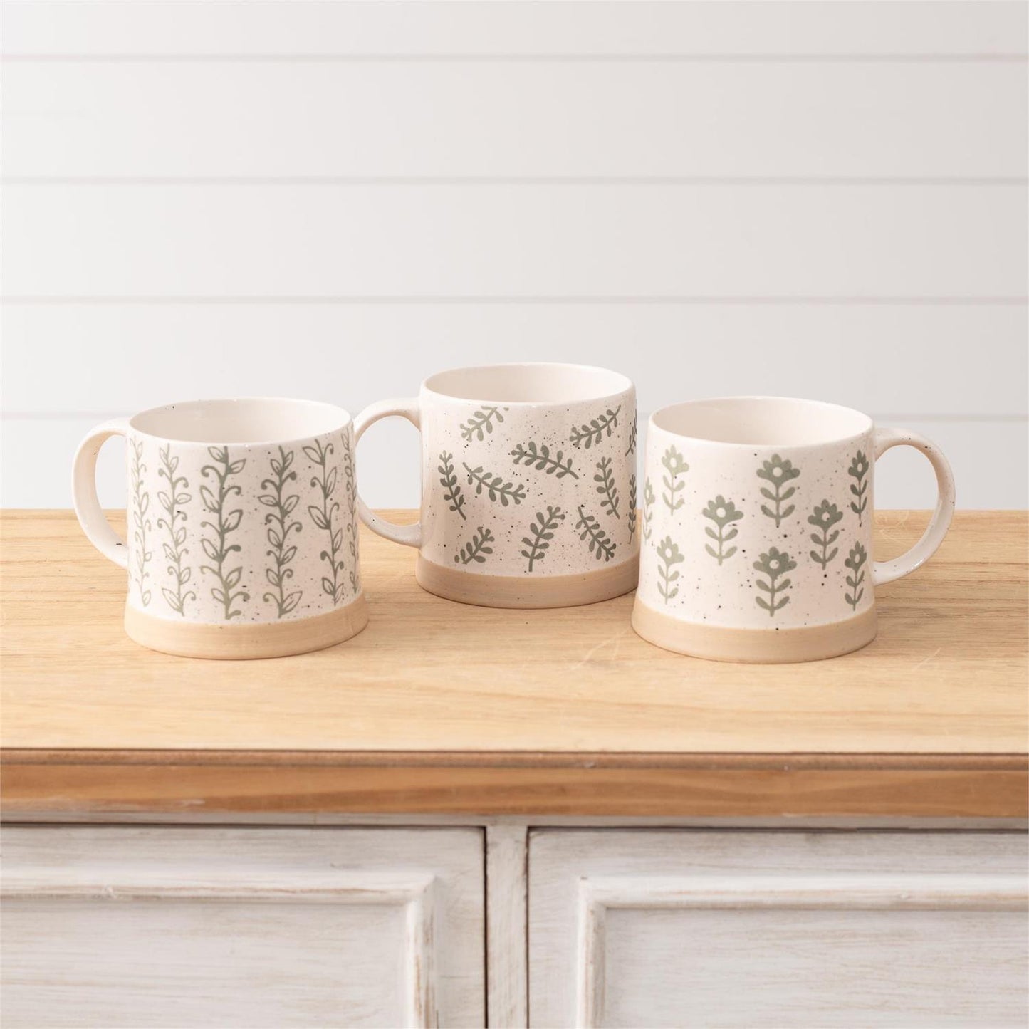 Leafy Green Stoneware Mugs