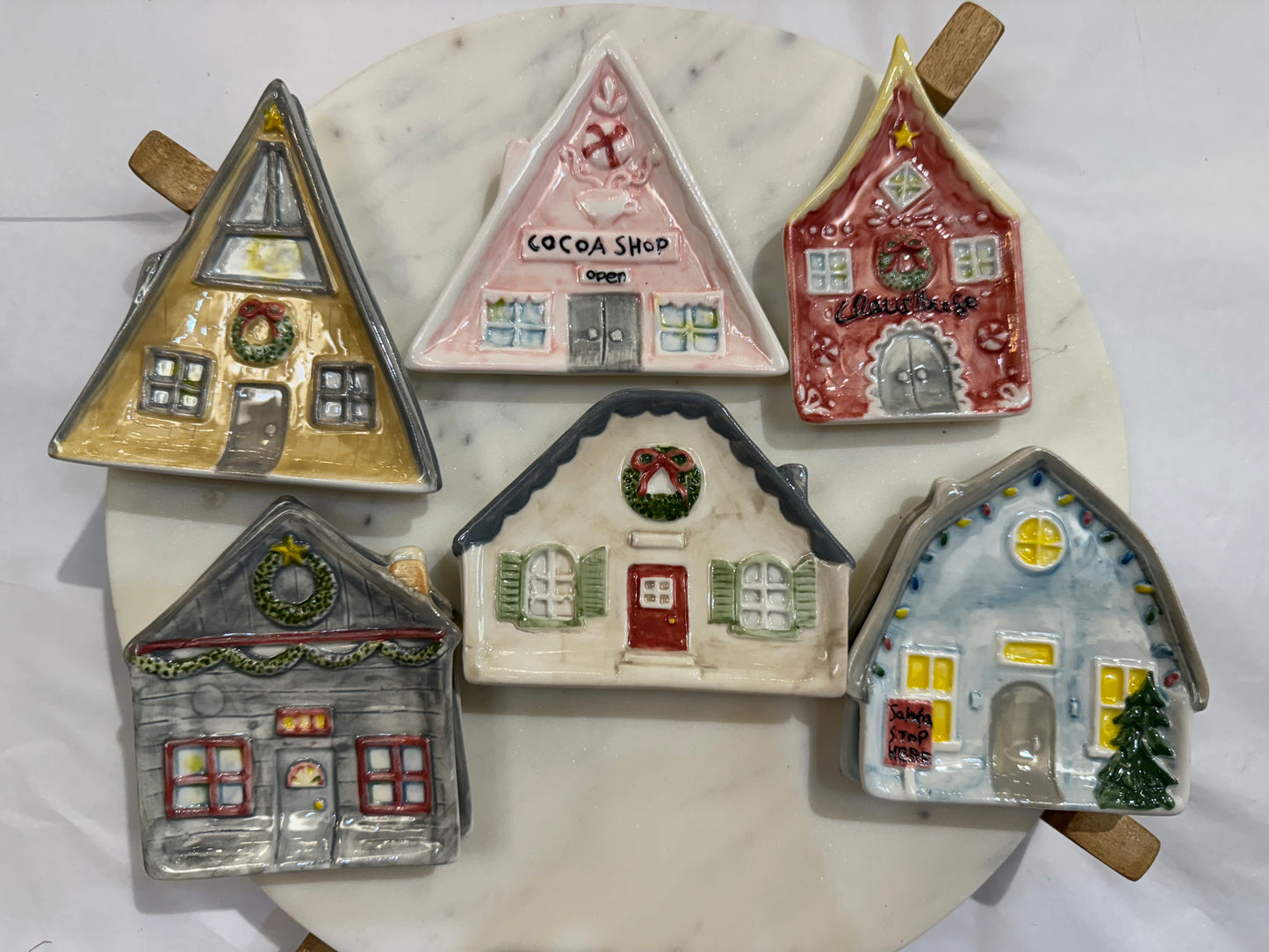 3-1/2"L - 4"L Hand-Painted Stoneware House Shaped Dish, 6 Styles