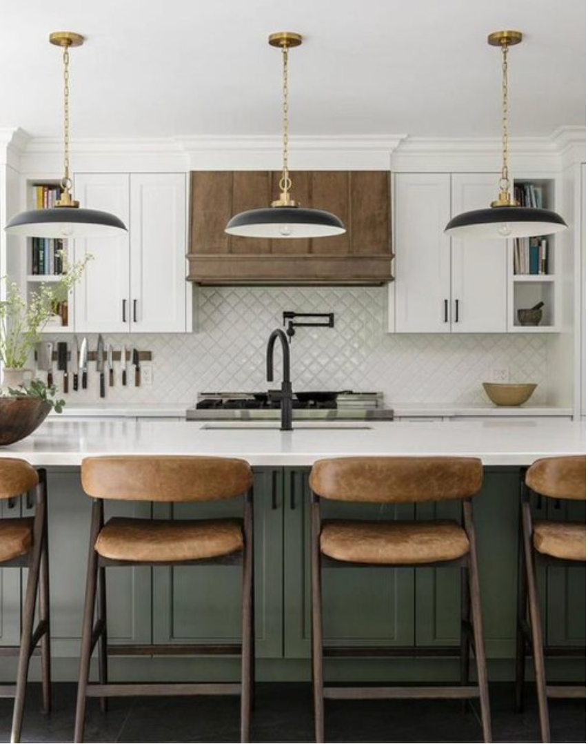 Wellfleet Medium Pendant