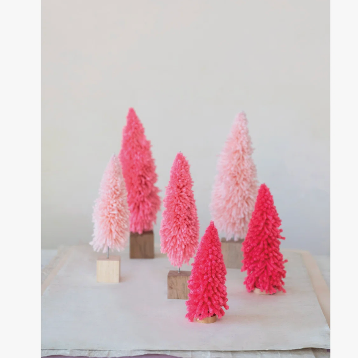 Hot Pink Fabric Yarn Tree