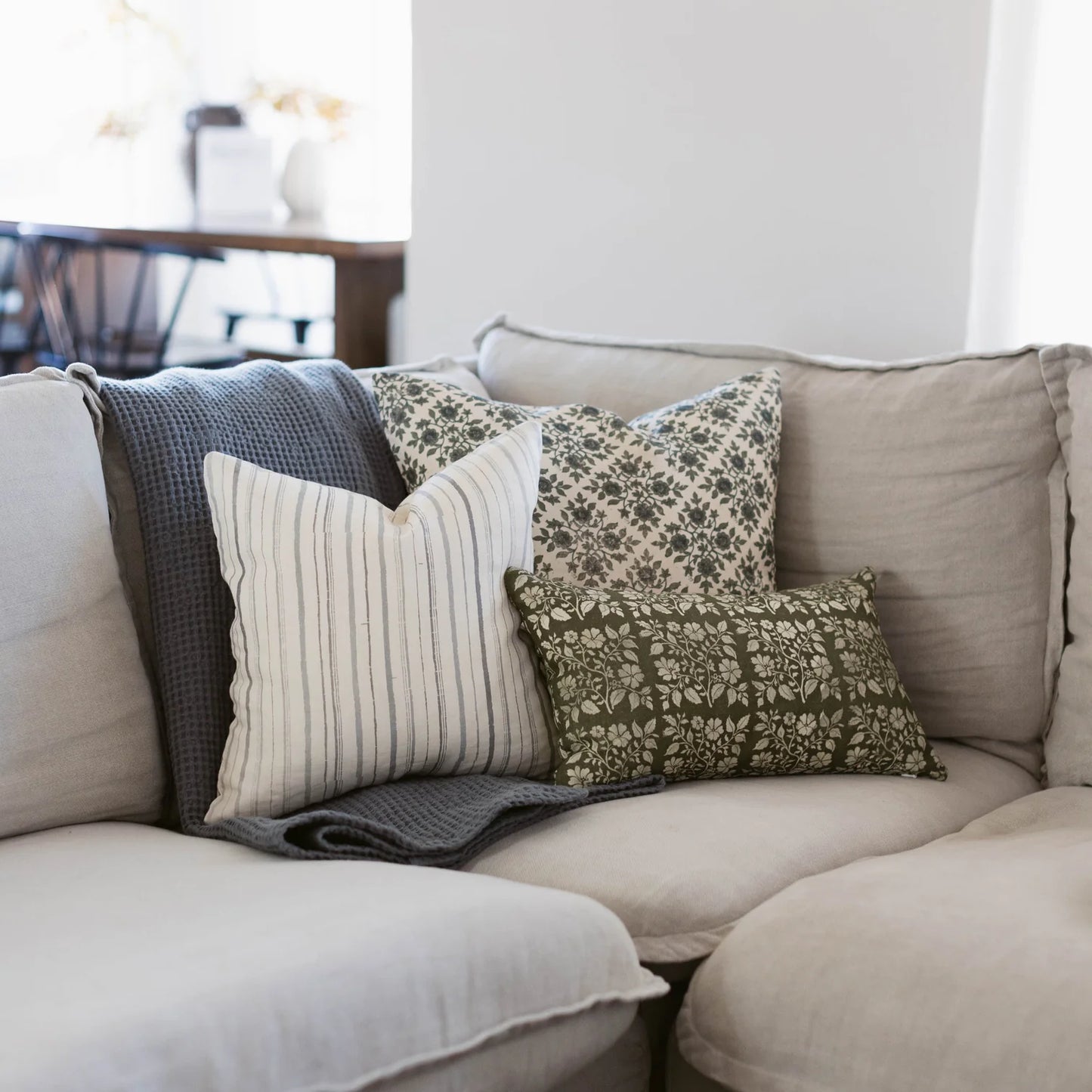 Mack in Linen-Double Sided