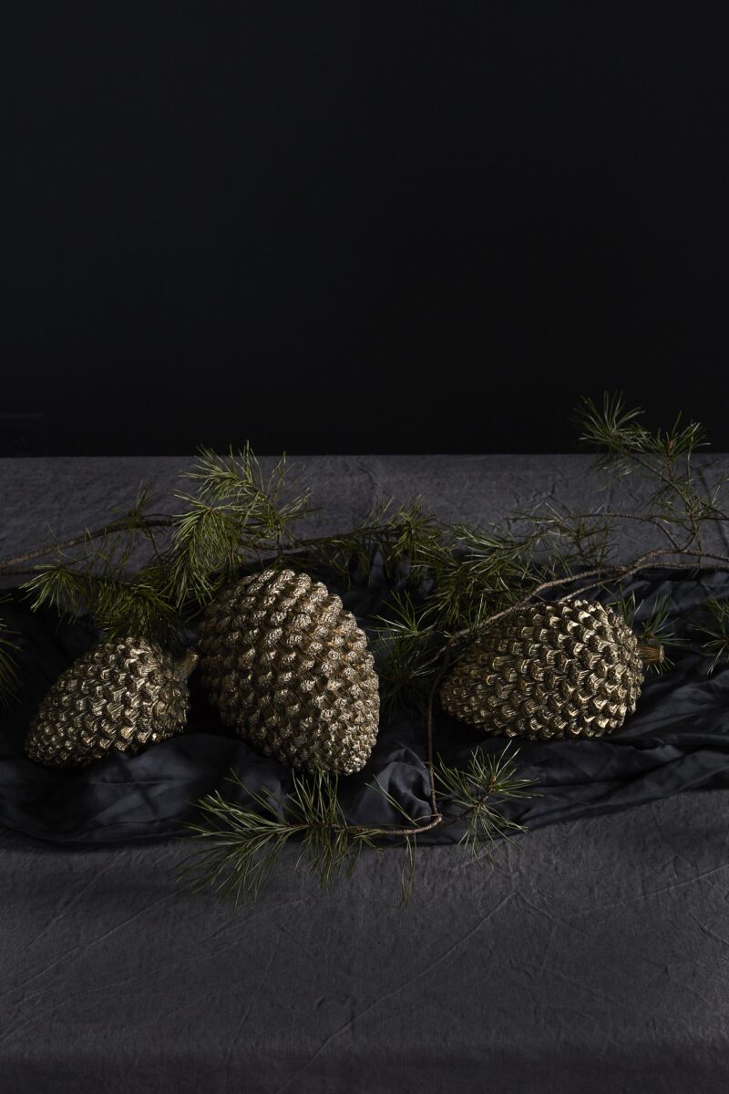 Brushed Gold Pinecones