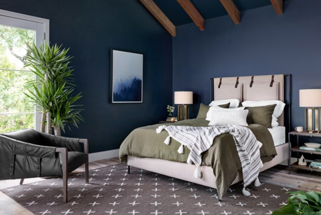 Leigh Upholstered Bed