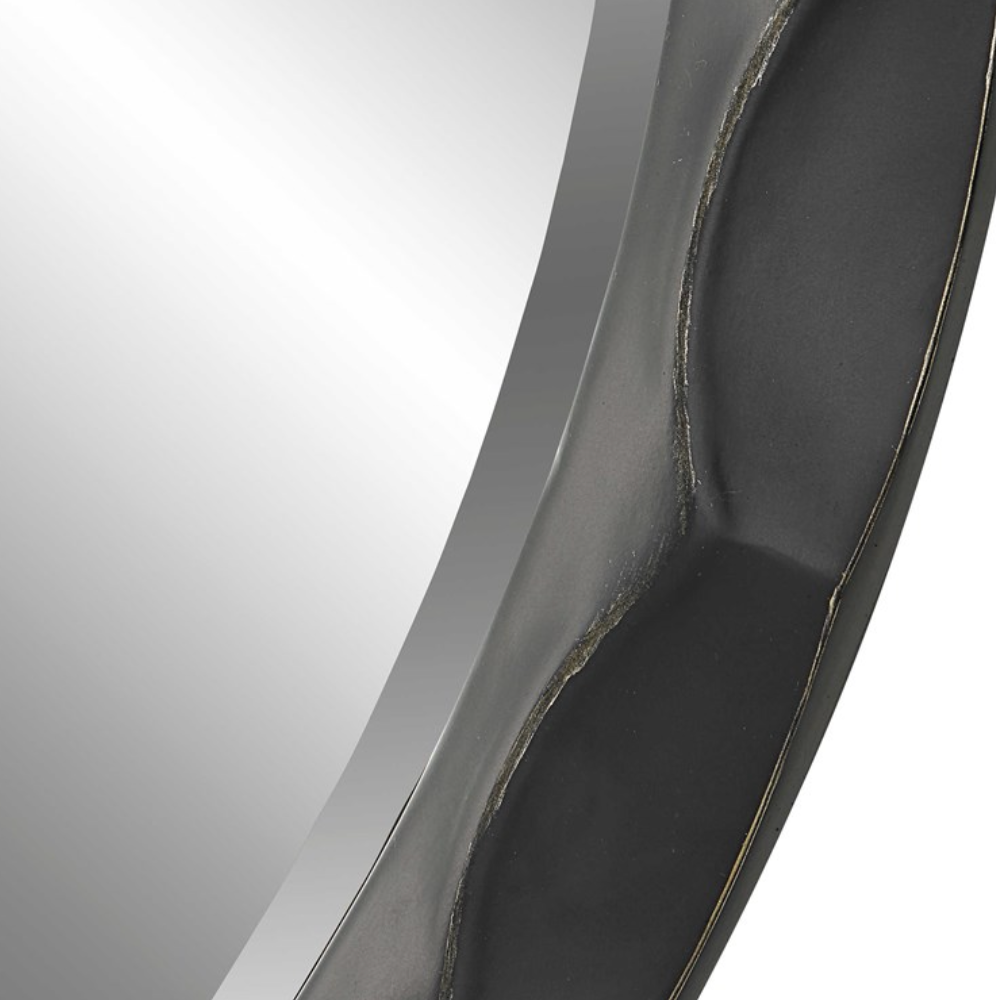Scalloped Edge Round Mirror