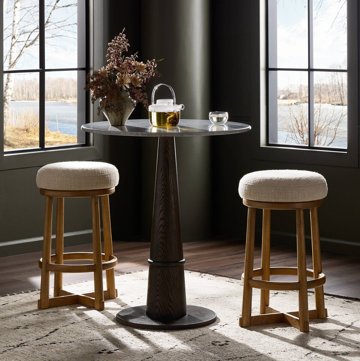 Staria Swivel Stool