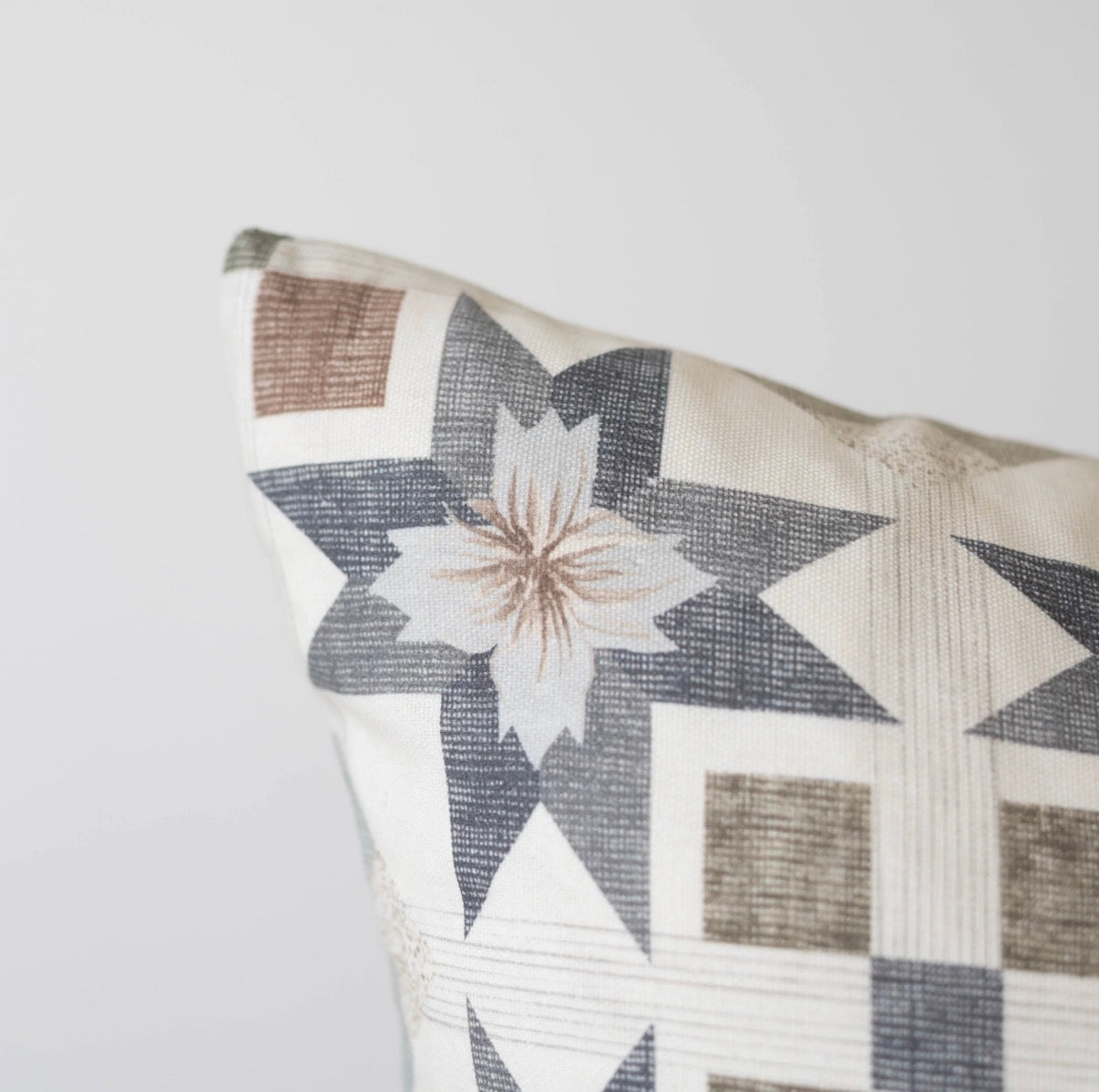 Willa Pillow Cover-22”