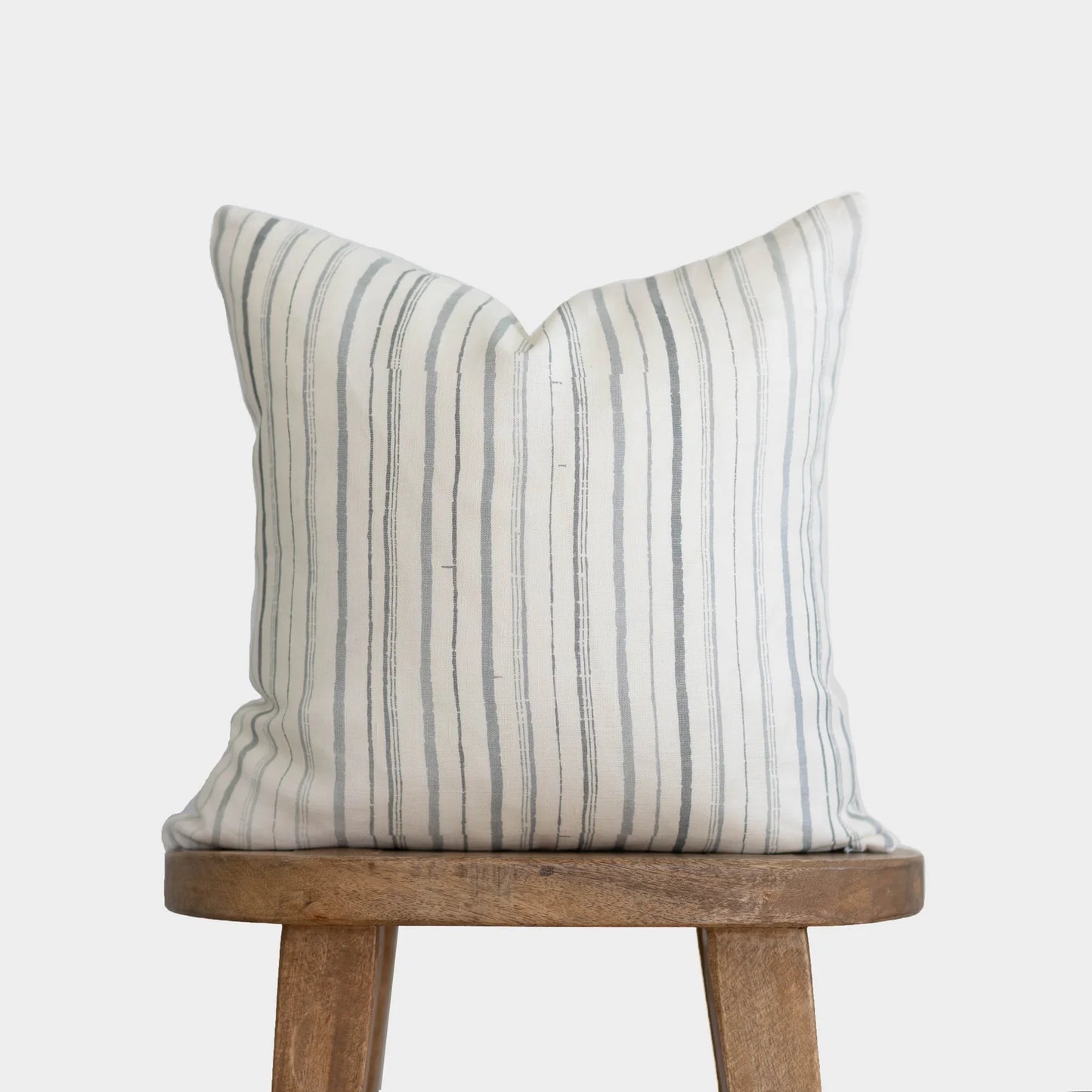 Mack in Linen-Double Sided