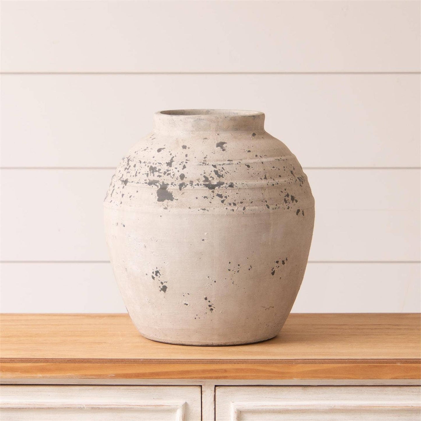 Round Weathered Vase (PC)