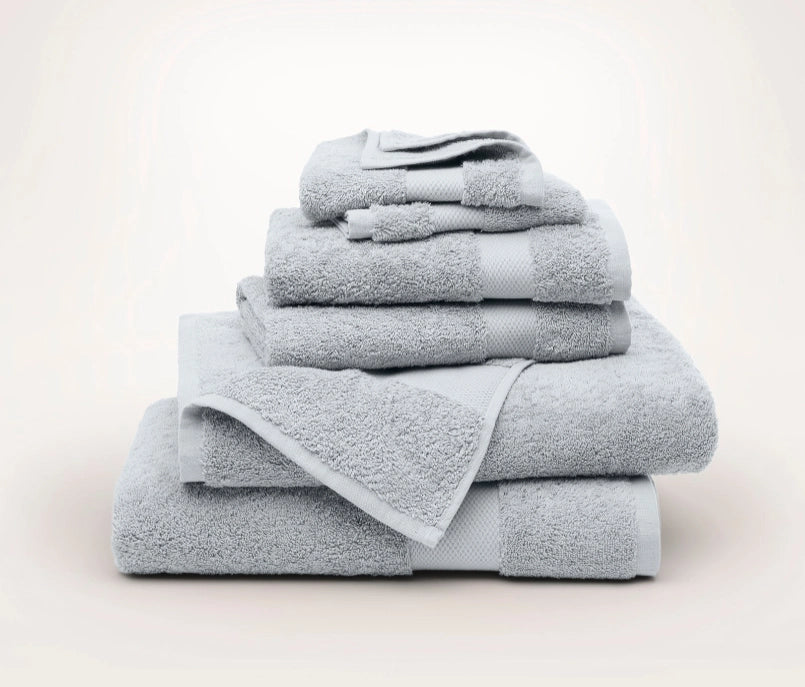 Plush Bath Towel Set